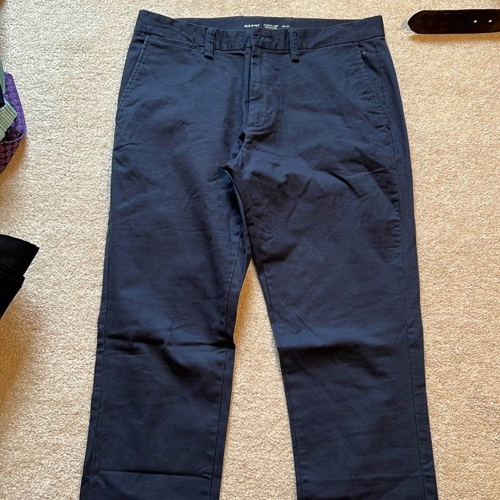 Mens Old Navy cotton flex flat front  twill pants,  brand new,  navy